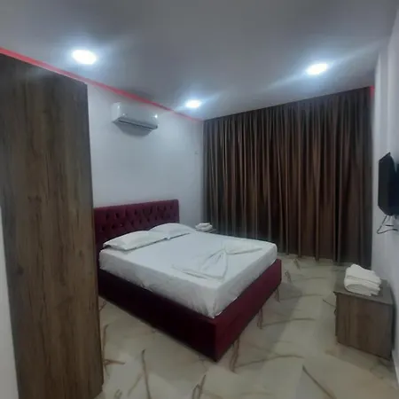 Megniar 3* Lushnjë
