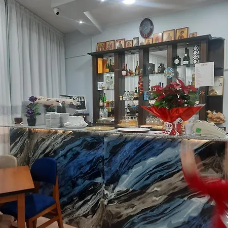 Hotel Megniar 3*