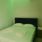 Megniar 3* Lushnjë